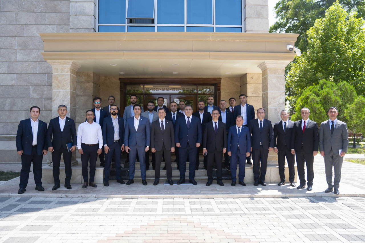 NAXÇIVAN MUXTAR RESPUBLİKASI İQTİSADİYYAT NAZİRLİYİNDƏ “MARSOL GROUP” PARTNYORLARI İLƏ GÖRÜŞ KEÇİRİLİB