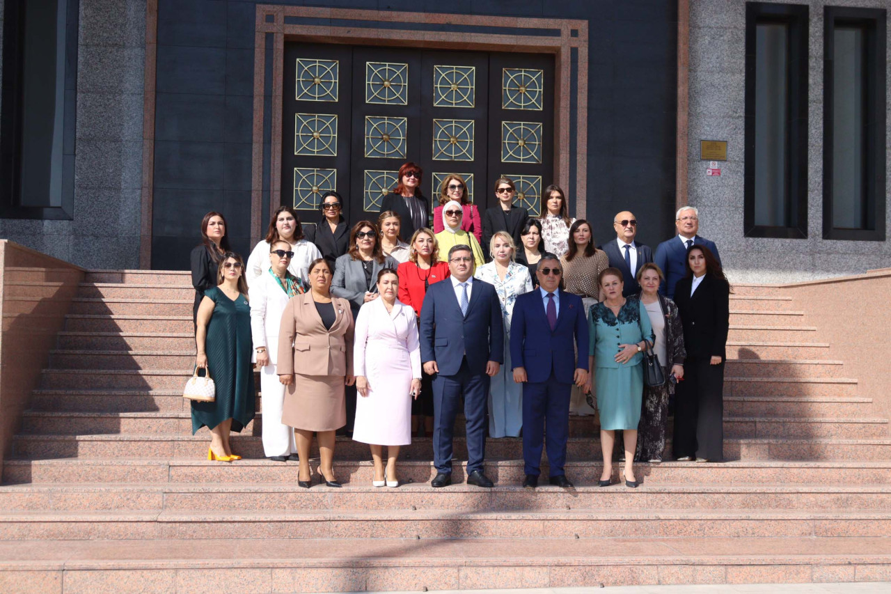 QADIN SAHİBKARLIĞININ İNKİŞAFINA HƏSR OLUNAN “QADIN SAHİBKARLAR FORUMU – NAXÇIVAN 2026” KEÇİRİLİB