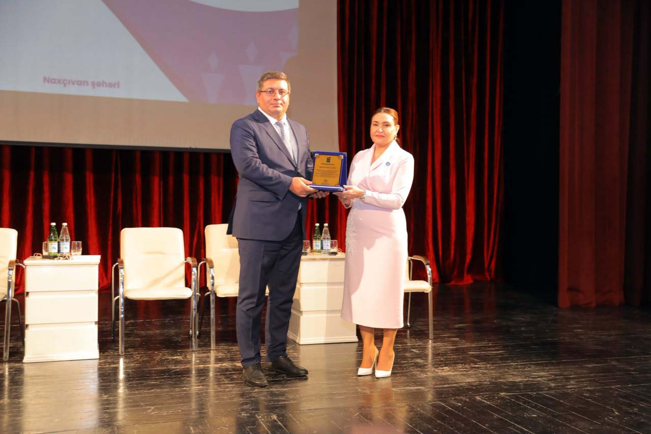 QADIN SAHİBKARLIĞININ İNKİŞAFINA HƏSR OLUNAN “QADIN SAHİBKARLAR FORUMU – NAXÇIVAN 2026” KEÇİRİLİB