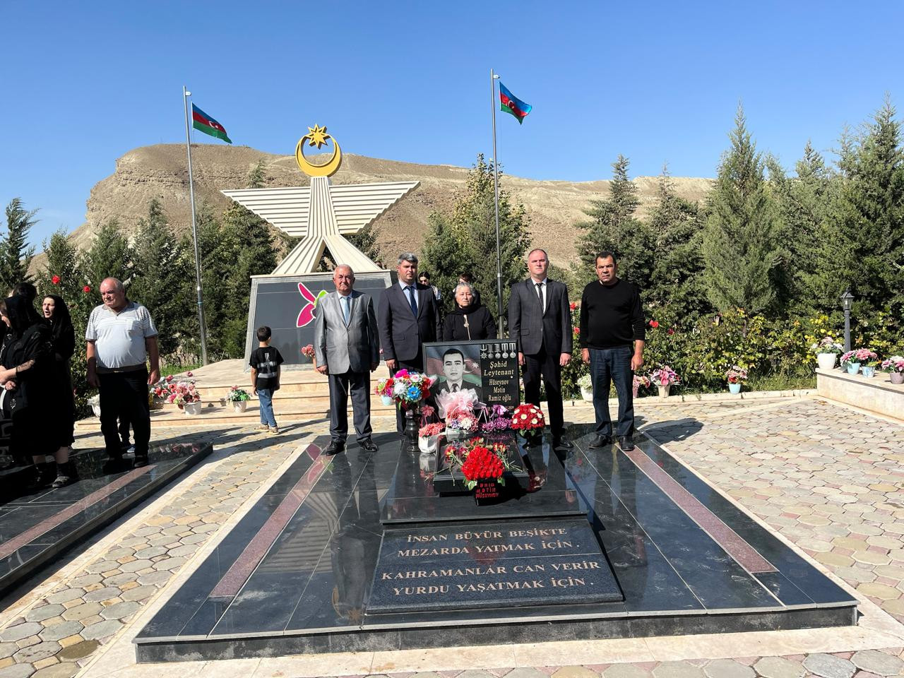 ŞƏHİD AİLƏLƏRİ İLƏ GÖRÜŞLƏR KEÇİRİLİB