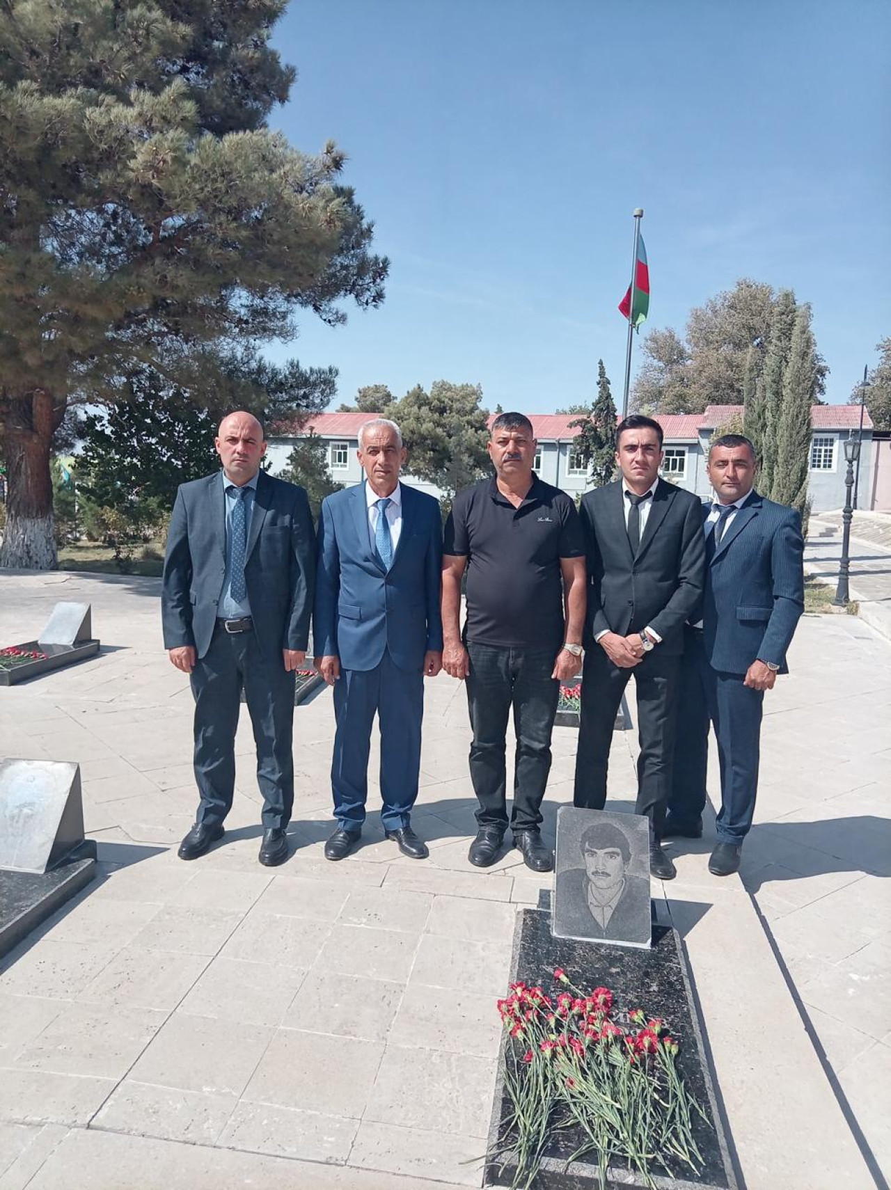 ŞƏHİD AİLƏLƏRİ İLƏ GÖRÜŞLƏR KEÇİRİLİB